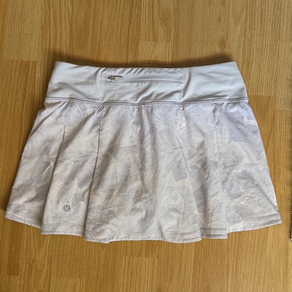 lululemon athletica White Floral-Print Athletic Skirt